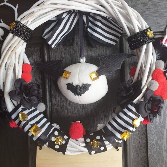 Halloween Wreath Hanger Wall Spooky Bat Decor Jack Skellington Door Hanger Sign - Picture 10 of 10